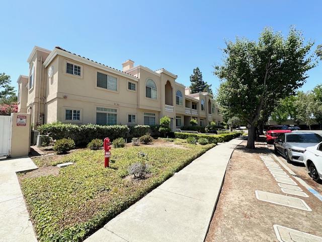 Detail Gallery Image 70 of 77 For 1114 S Winchester Blvd, San Jose,  CA 95128 - 2 Beds | 2 Baths