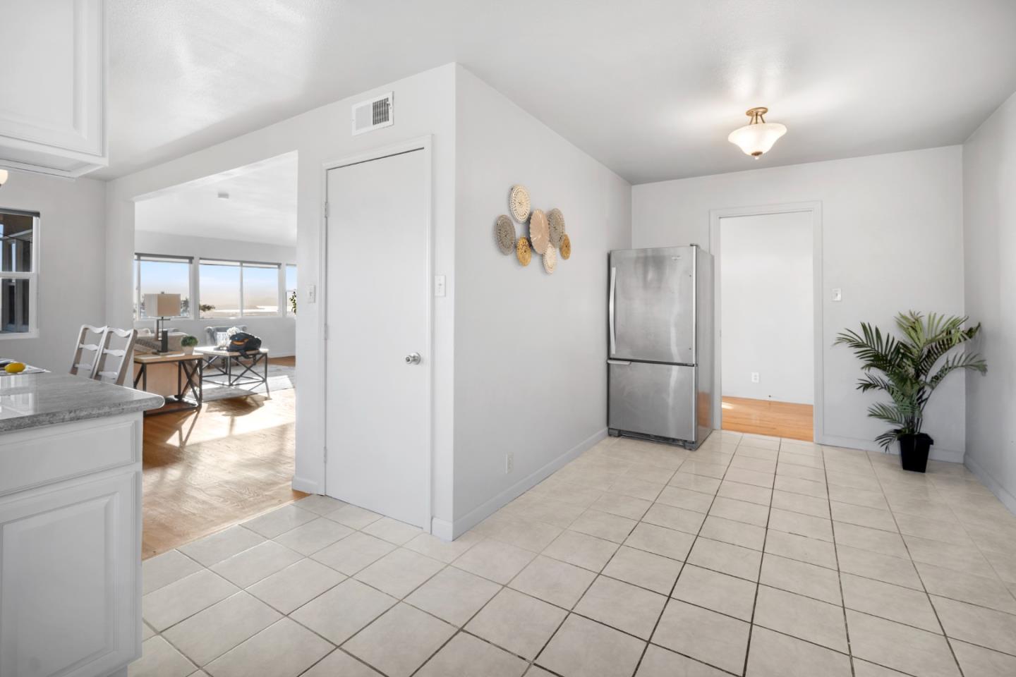 Detail Gallery Image 20 of 40 For 2735 Del Monte Ave, El Cerrito,  CA 94530 - 6 Beds | 4 Baths