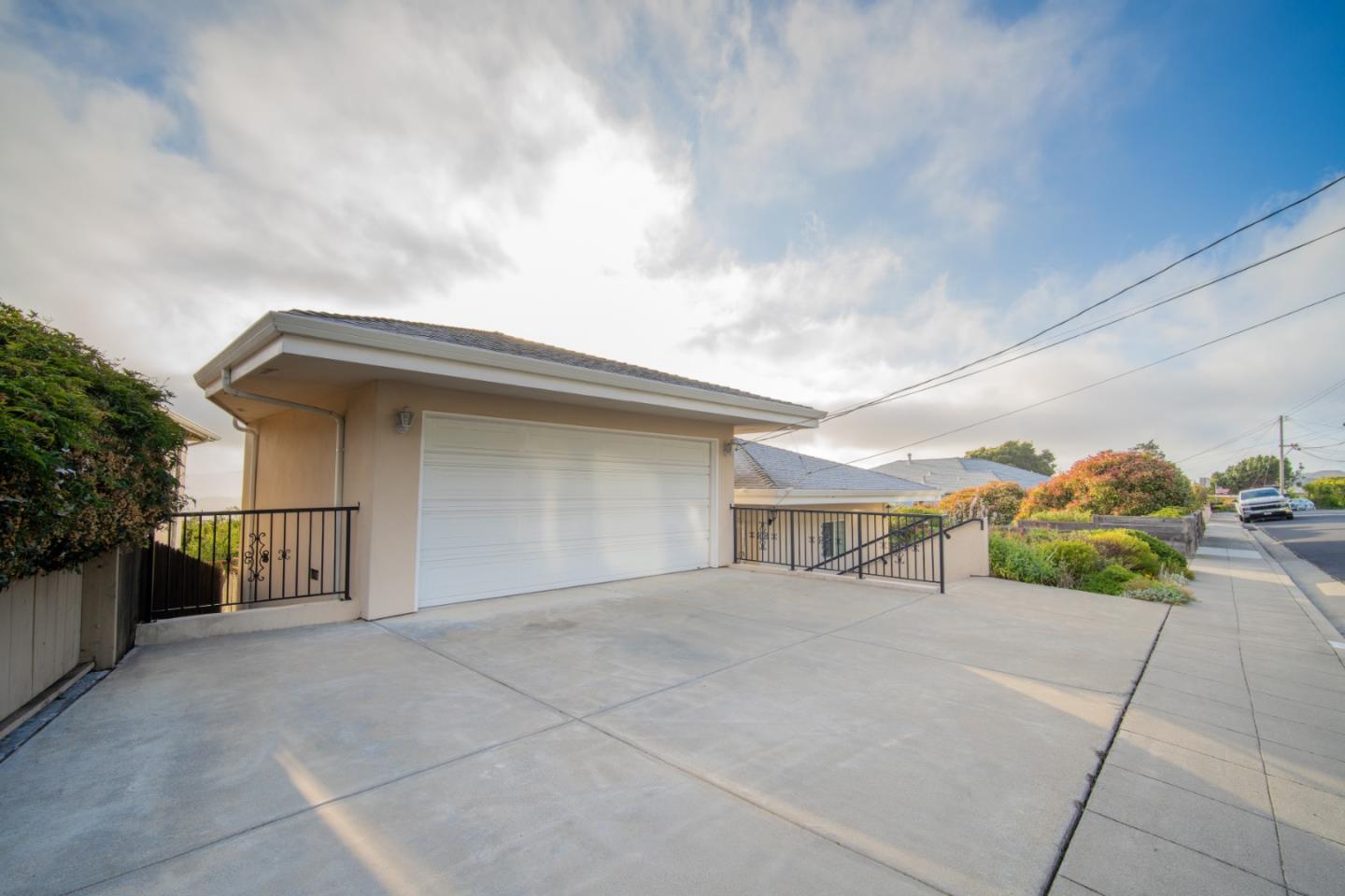 Detail Gallery Image 21 of 40 For 2735 Del Monte Ave, El Cerrito,  CA 94530 - 6 Beds | 4 Baths