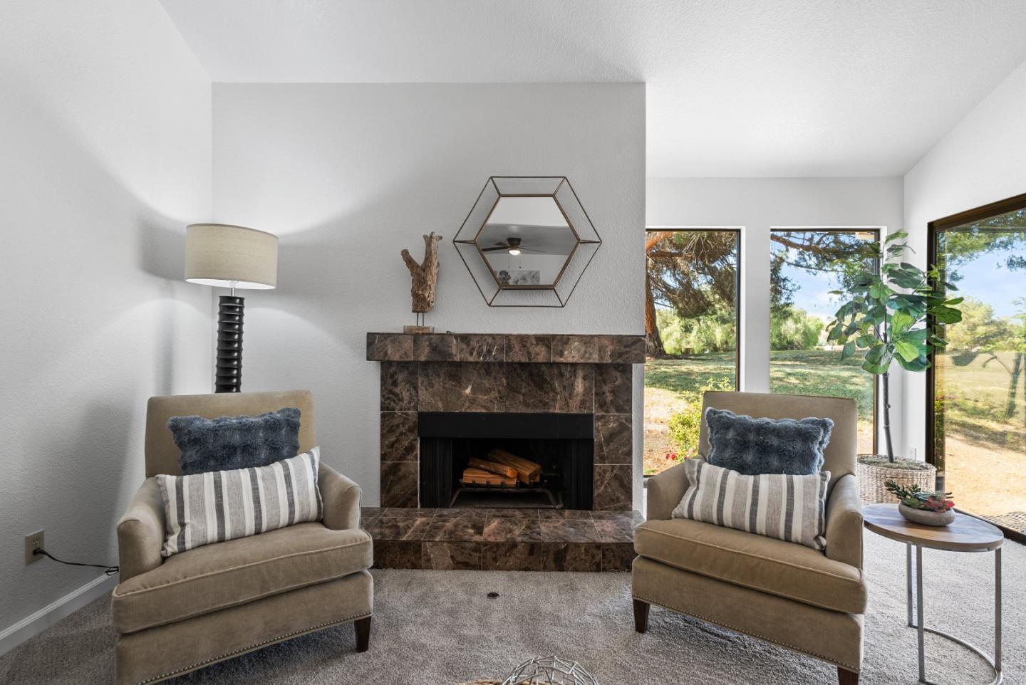 Detail Gallery Image 15 of 44 For 30 Joes Ln, Hollister,  CA 95023 - 2 Beds | 2/1 Baths
