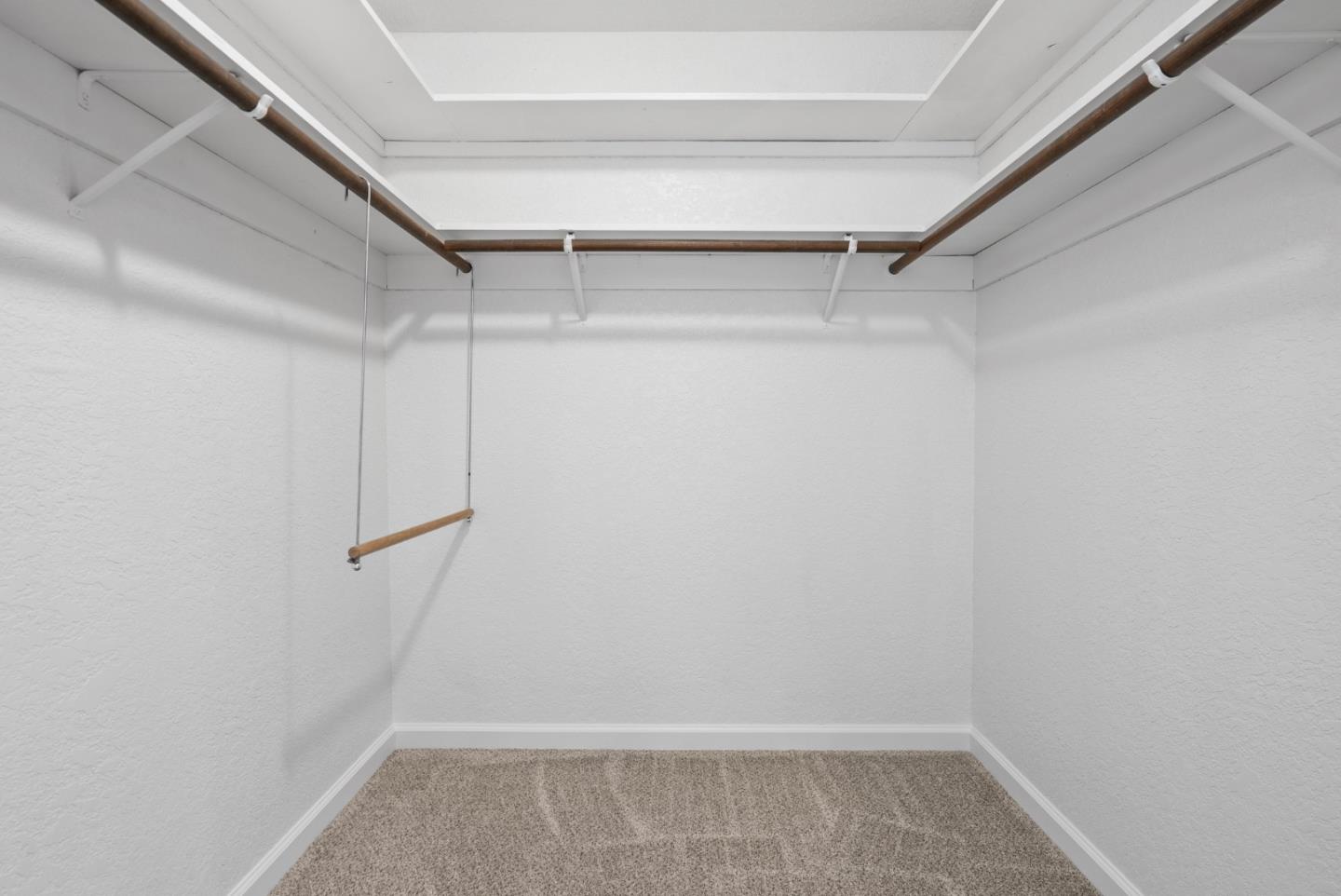 Detail Gallery Image 28 of 44 For 30 Joes Ln, Hollister,  CA 95023 - 2 Beds | 2/1 Baths