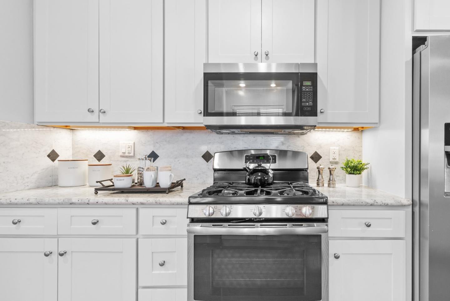 Detail Gallery Image 12 of 66 For 225 Mount Hermon #154,  Scotts Valley,  CA 95066 - 2 Beds | 2 Baths