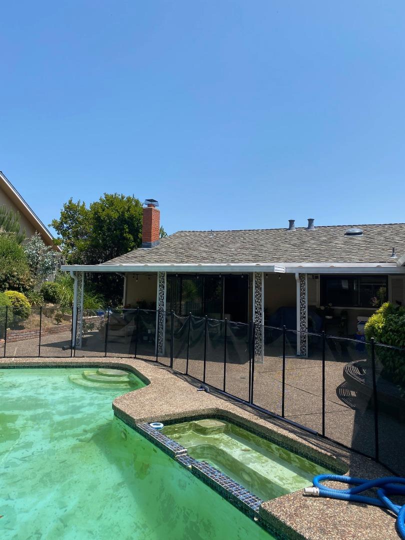 Detail Gallery Image 30 of 32 For 1683 Escalante Way, Burlingame,  CA 94010 - 4 Beds | 2 Baths