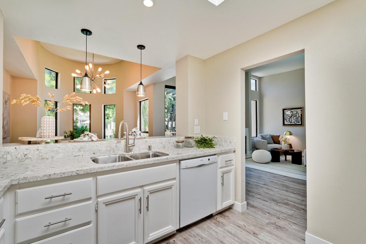 Detail Gallery Image 18 of 51 For 928 Wright Ave #406,  Mountain View,  CA 94043 - 2 Beds | 2 Baths