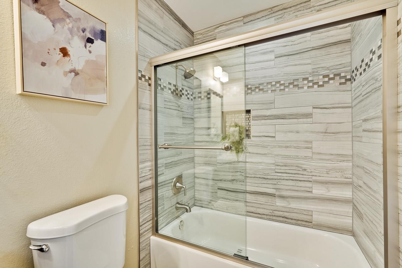 Detail Gallery Image 22 of 51 For 928 Wright Ave #406,  Mountain View,  CA 94043 - 2 Beds | 2 Baths