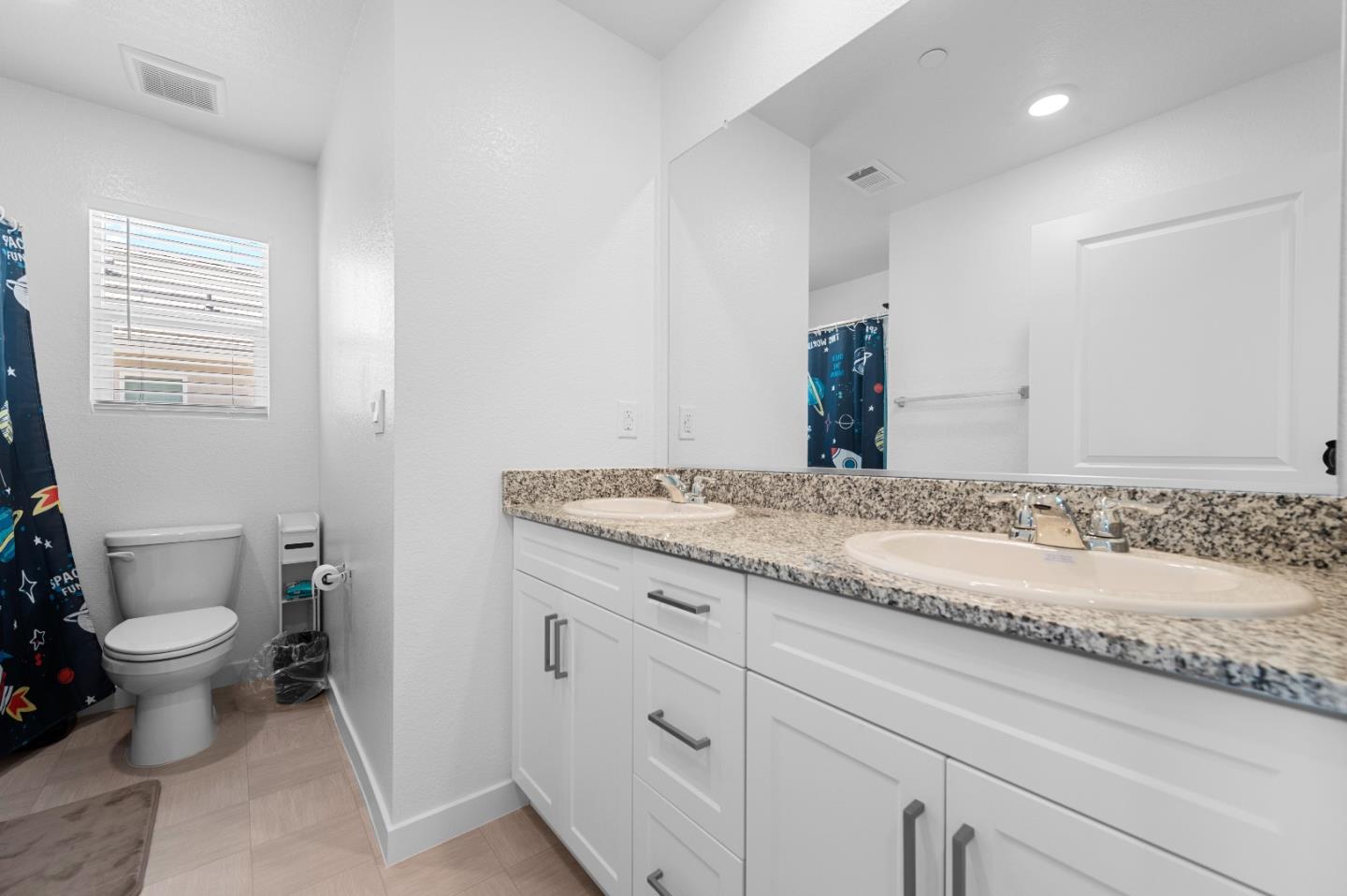 Detail Gallery Image 22 of 33 For 7741 Forestdale Way, Elk Grove,  CA 95758 - 4 Beds | 2/1 Baths