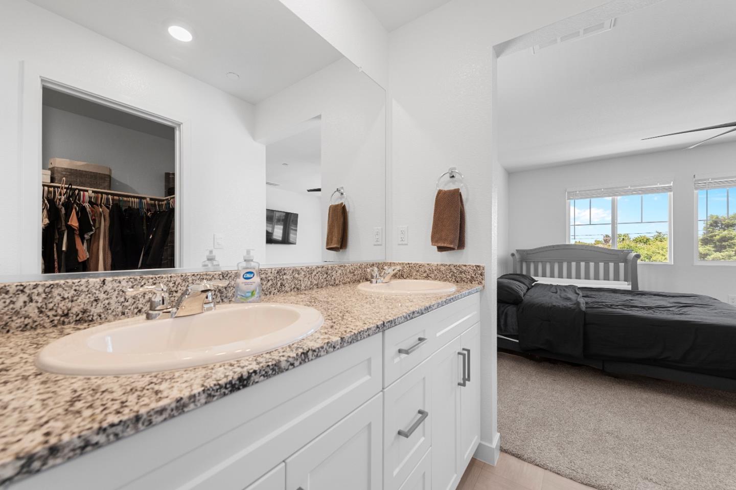 Detail Gallery Image 29 of 33 For 7741 Forestdale Way, Elk Grove,  CA 95758 - 4 Beds | 2/1 Baths