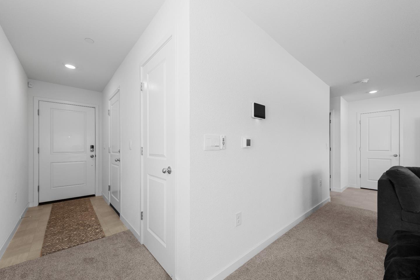 Detail Gallery Image 4 of 33 For 7741 Forestdale Way, Elk Grove,  CA 95758 - 4 Beds | 2/1 Baths