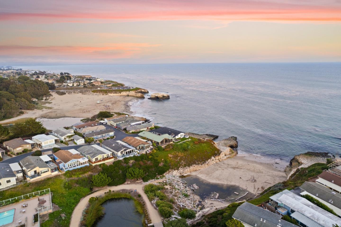 Detail Gallery Image 34 of 44 For 2395 Delaware Ave #194,  Santa Cruz,  CA 95060 - 3 Beds | 2 Baths