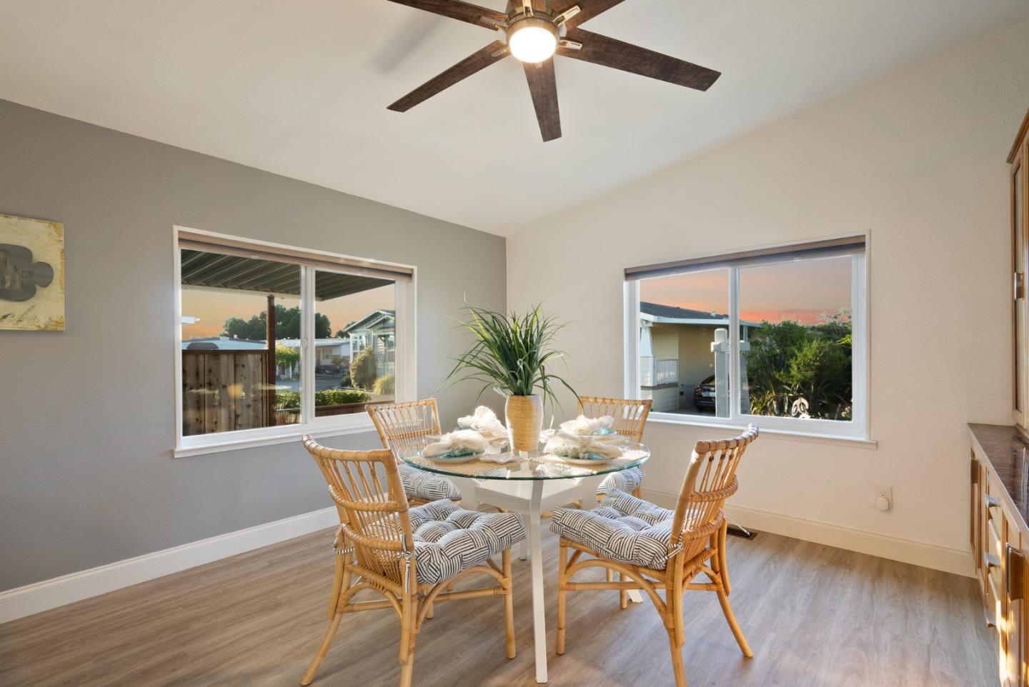 Detail Gallery Image 8 of 44 For 2395 Delaware Ave #194,  Santa Cruz,  CA 95060 - 3 Beds | 2 Baths