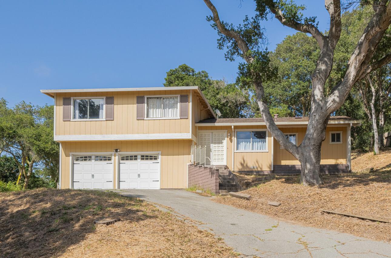 Detail Gallery Image 2 of 23 For 18105 Wylie Hill Ln, Prunedale,  CA 93907 - 4 Beds | 2/1 Baths