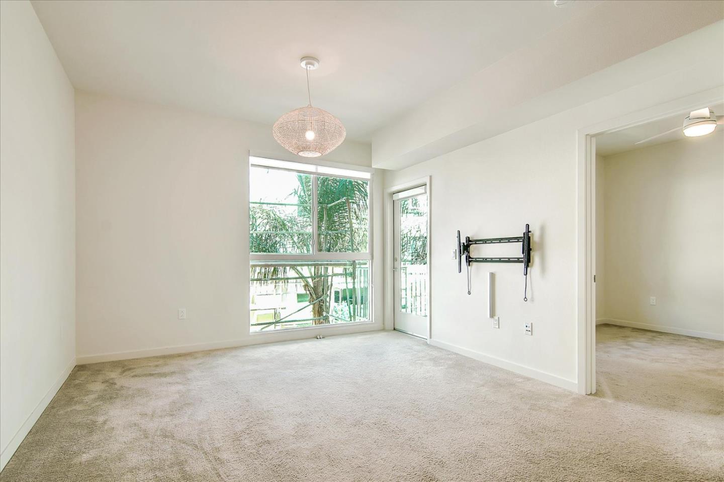 Detail Gallery Image 7 of 27 For 12655 Bluff Creek Dr #327,  Playa Vista,  CA 90094 - 2 Beds | 2 Baths