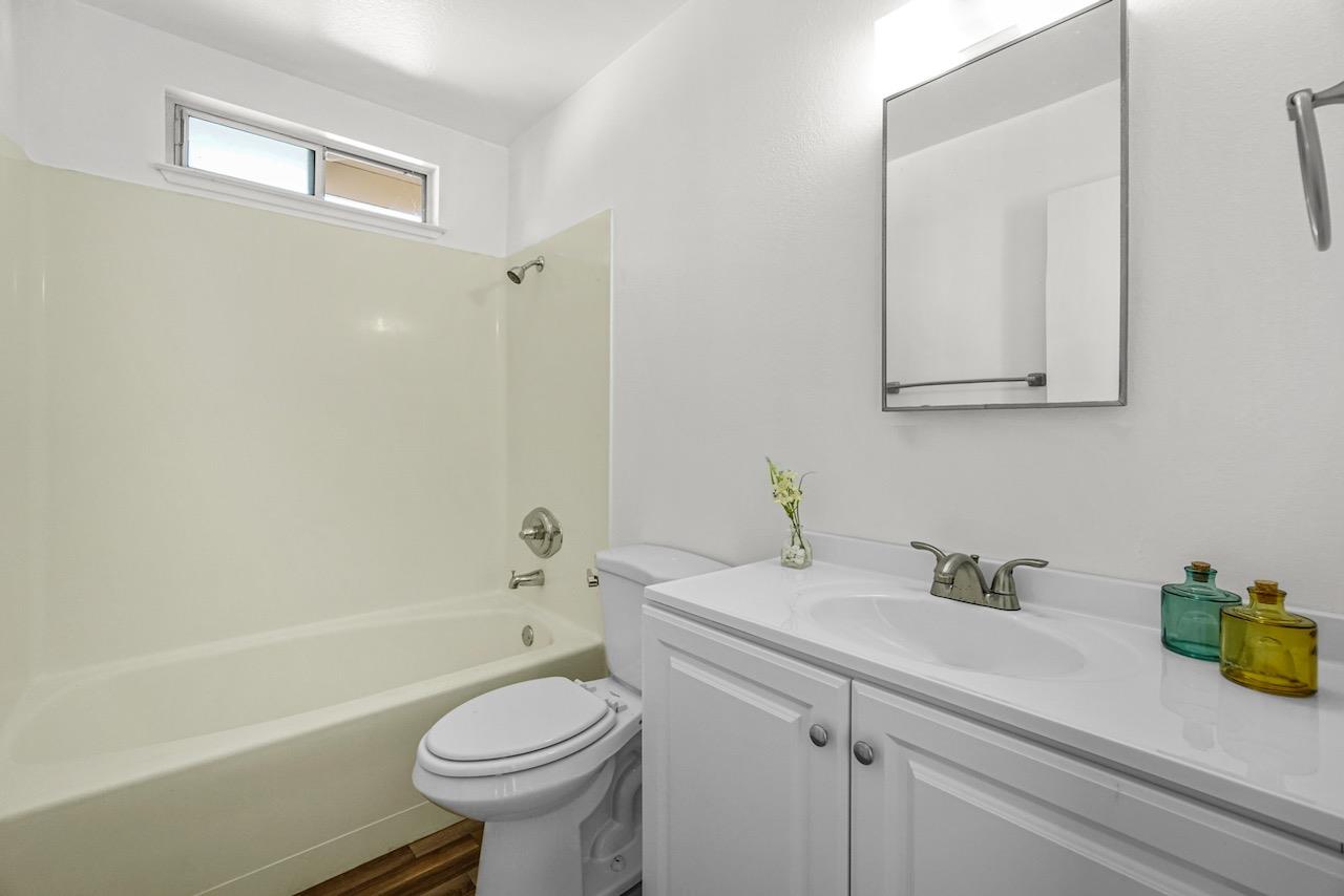 Detail Gallery Image 11 of 18 For 627 Bridge St, Watsonville,  CA 95076 - 2 Beds | 1 Baths