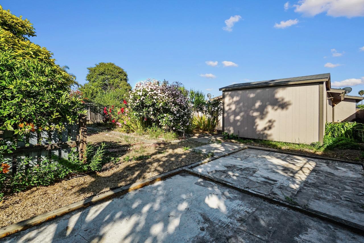 Detail Gallery Image 17 of 18 For 627 Bridge St, Watsonville,  CA 95076 - 2 Beds | 1 Baths