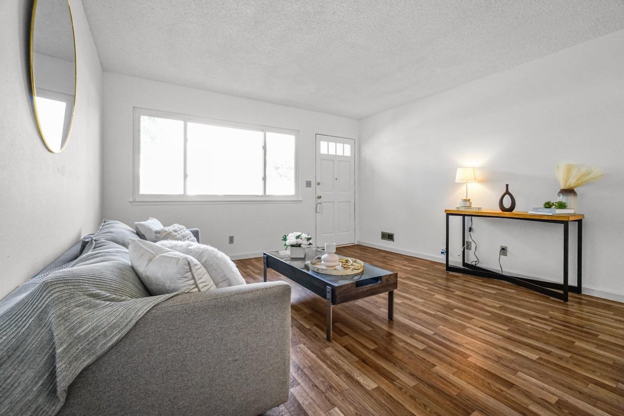 Detail Gallery Image 6 of 18 For 627 Bridge St, Watsonville,  CA 95076 - 2 Beds | 1 Baths