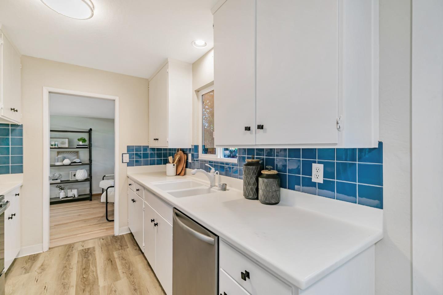 Detail Gallery Image 22 of 50 For 3739 Swallow Way, Santa Clara,  CA 95051 - 3 Beds | 2 Baths