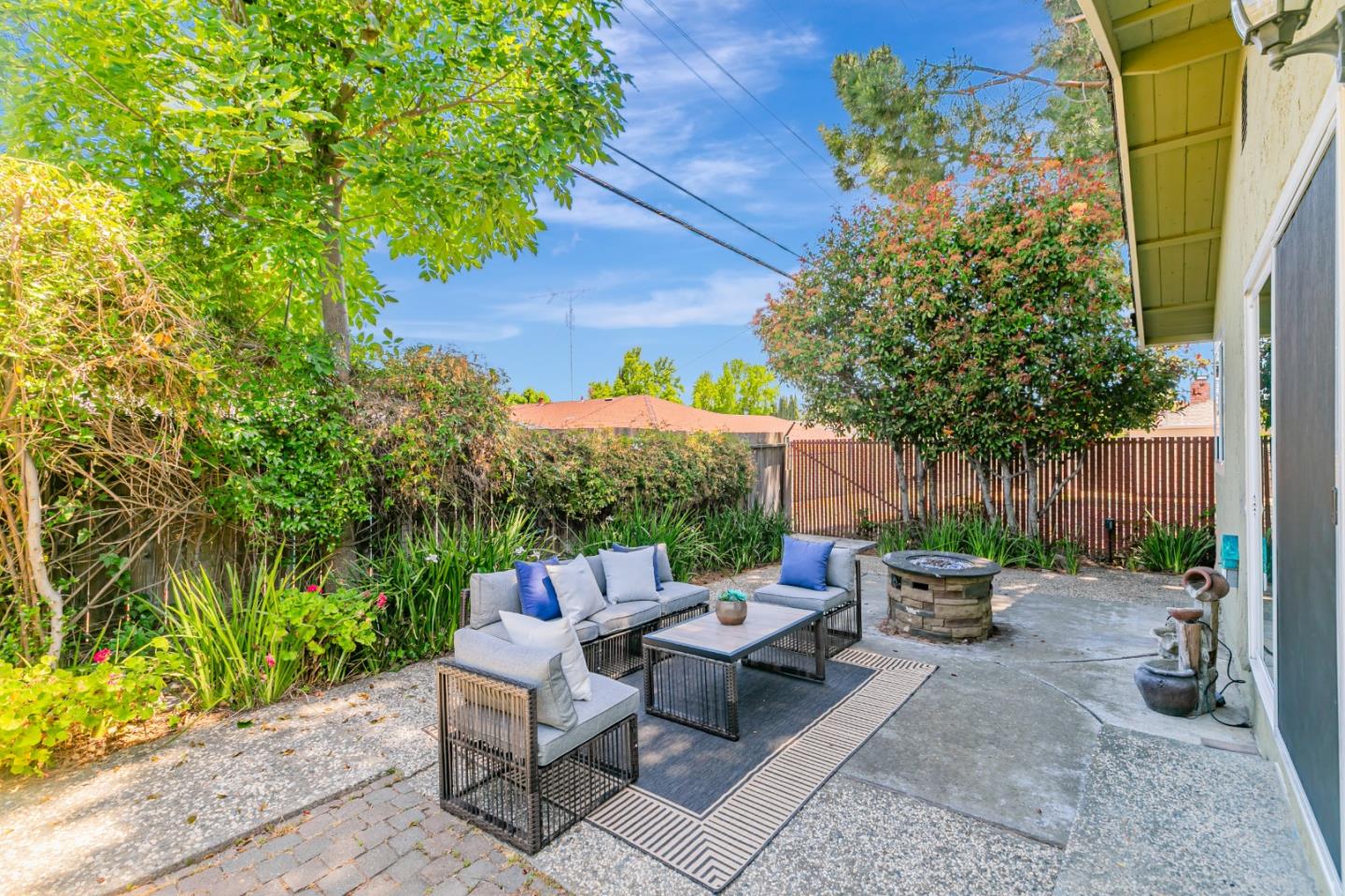 Detail Gallery Image 39 of 50 For 3739 Swallow Way, Santa Clara,  CA 95051 - 3 Beds | 2 Baths