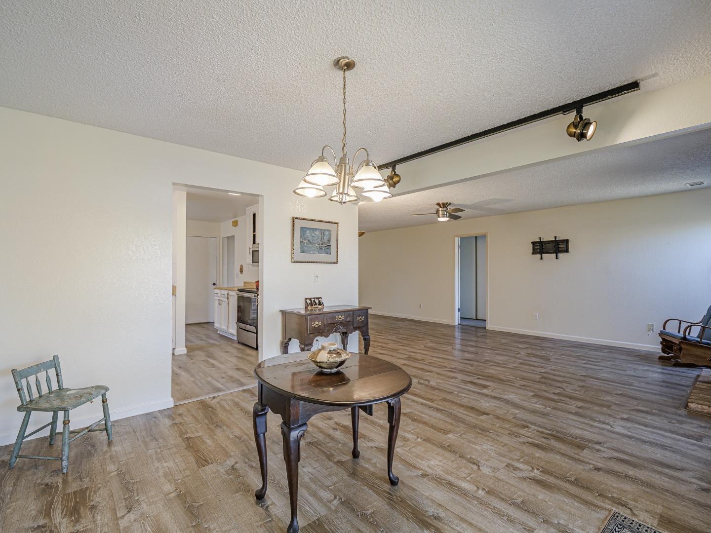 Detail Gallery Image 12 of 40 For 763 Delta Way, Watsonville,  CA 95076 - 2 Beds | 2 Baths