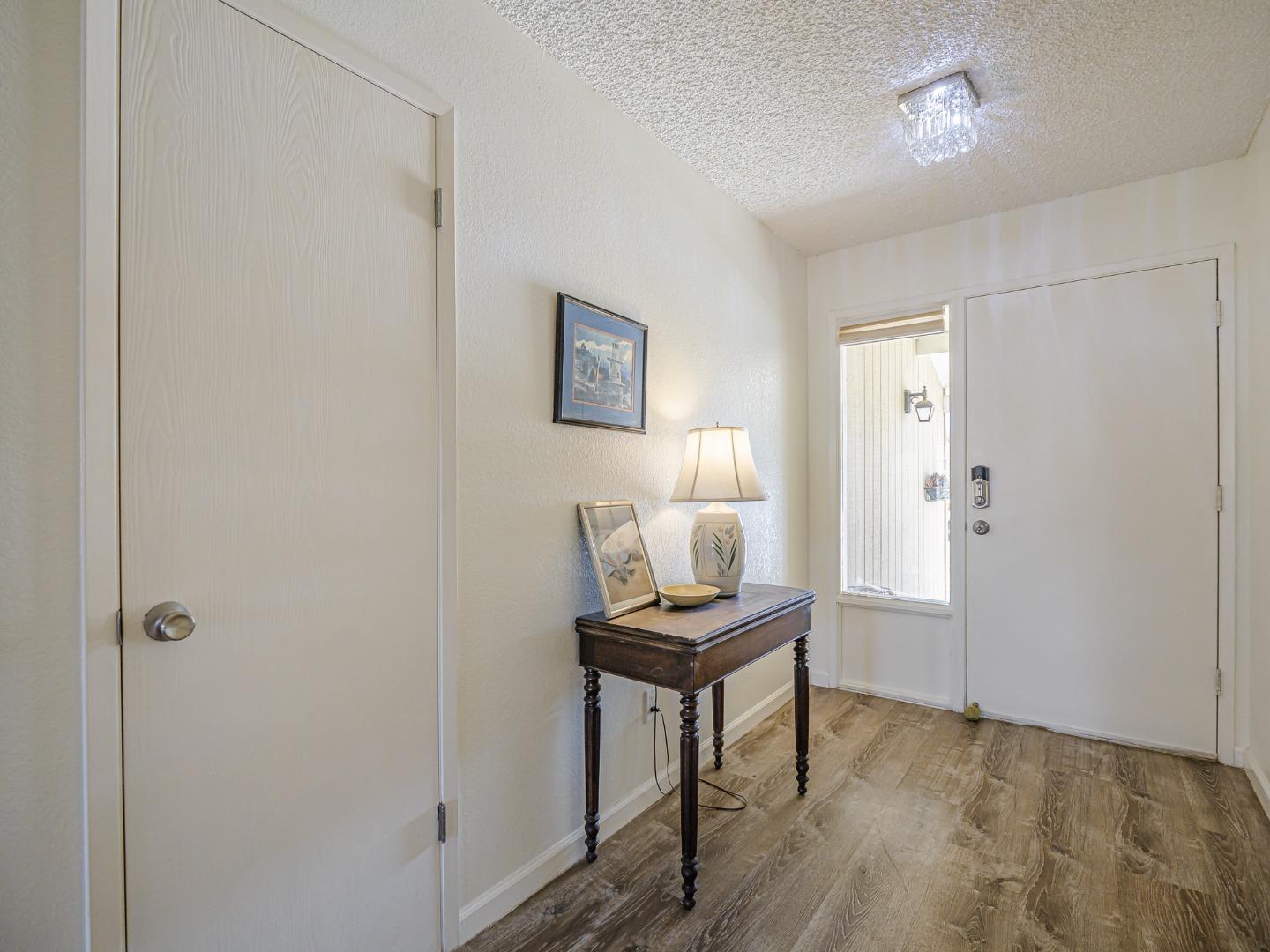 Detail Gallery Image 3 of 40 For 763 Delta Way, Watsonville,  CA 95076 - 2 Beds | 2 Baths