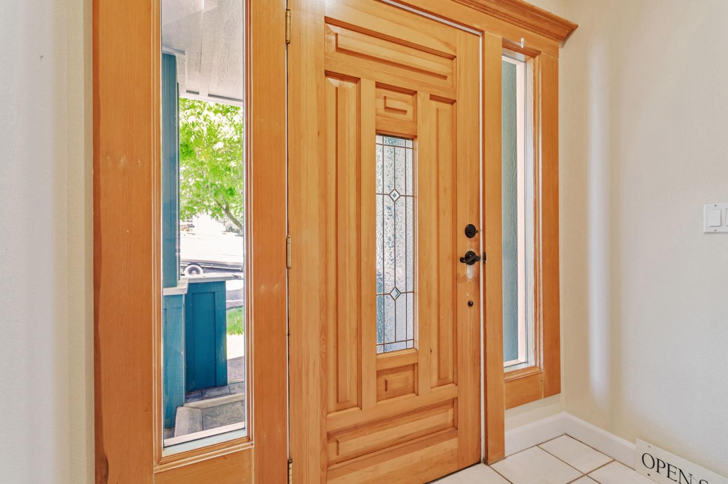 Detail Gallery Image 10 of 80 For 2604 La Paloma Ln, Santa Cruz,  CA 95062 - 3 Beds | 2/1 Baths