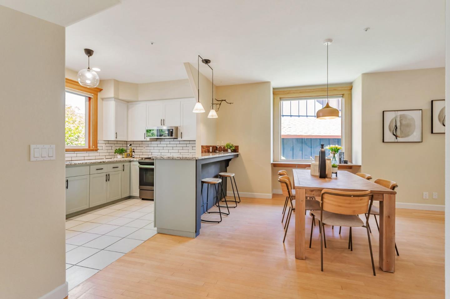 Detail Gallery Image 35 of 80 For 2604 La Paloma Ln, Santa Cruz,  CA 95062 - 3 Beds | 2/1 Baths