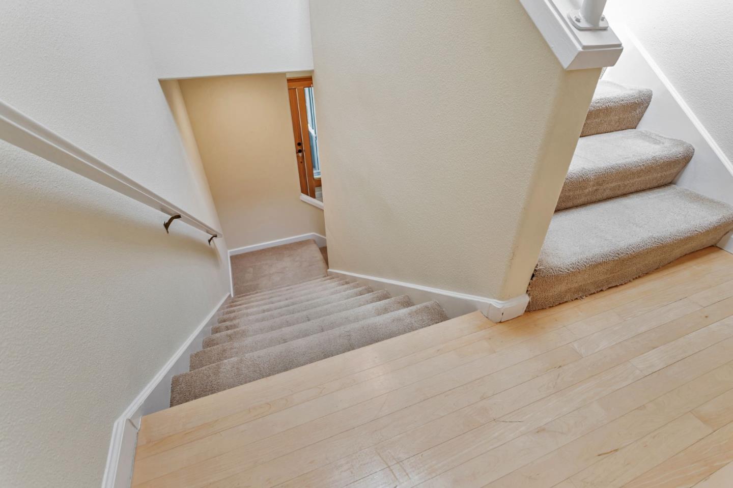 Detail Gallery Image 37 of 80 For 2604 La Paloma Ln, Santa Cruz,  CA 95062 - 3 Beds | 2/1 Baths