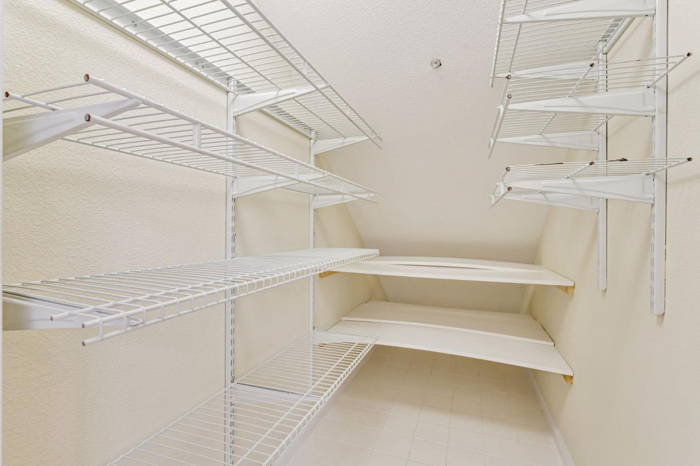 Detail Gallery Image 55 of 80 For 2604 La Paloma Ln, Santa Cruz,  CA 95062 - 3 Beds | 2/1 Baths