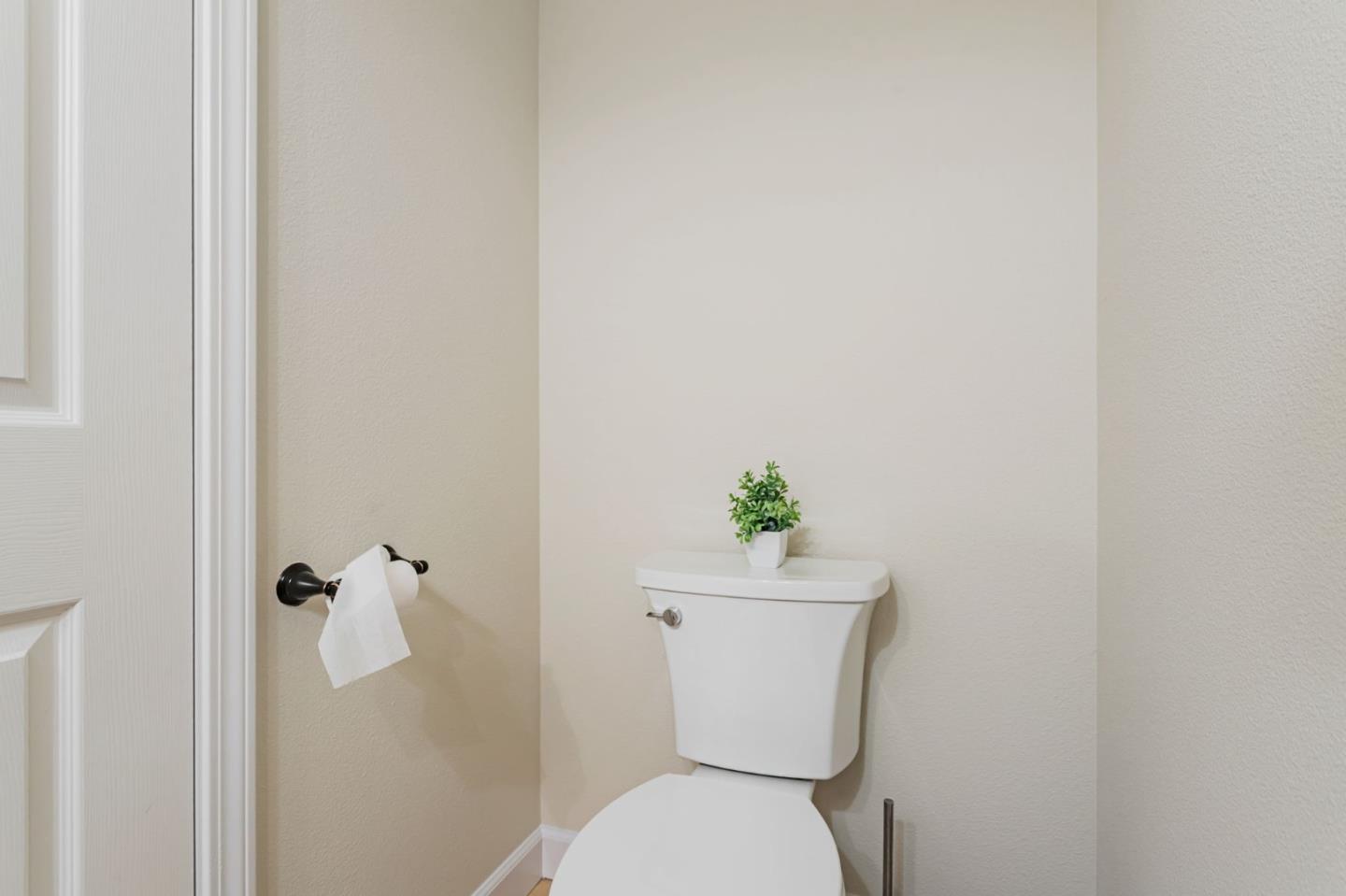 Detail Gallery Image 58 of 80 For 2604 La Paloma Ln, Santa Cruz,  CA 95062 - 3 Beds | 2/1 Baths