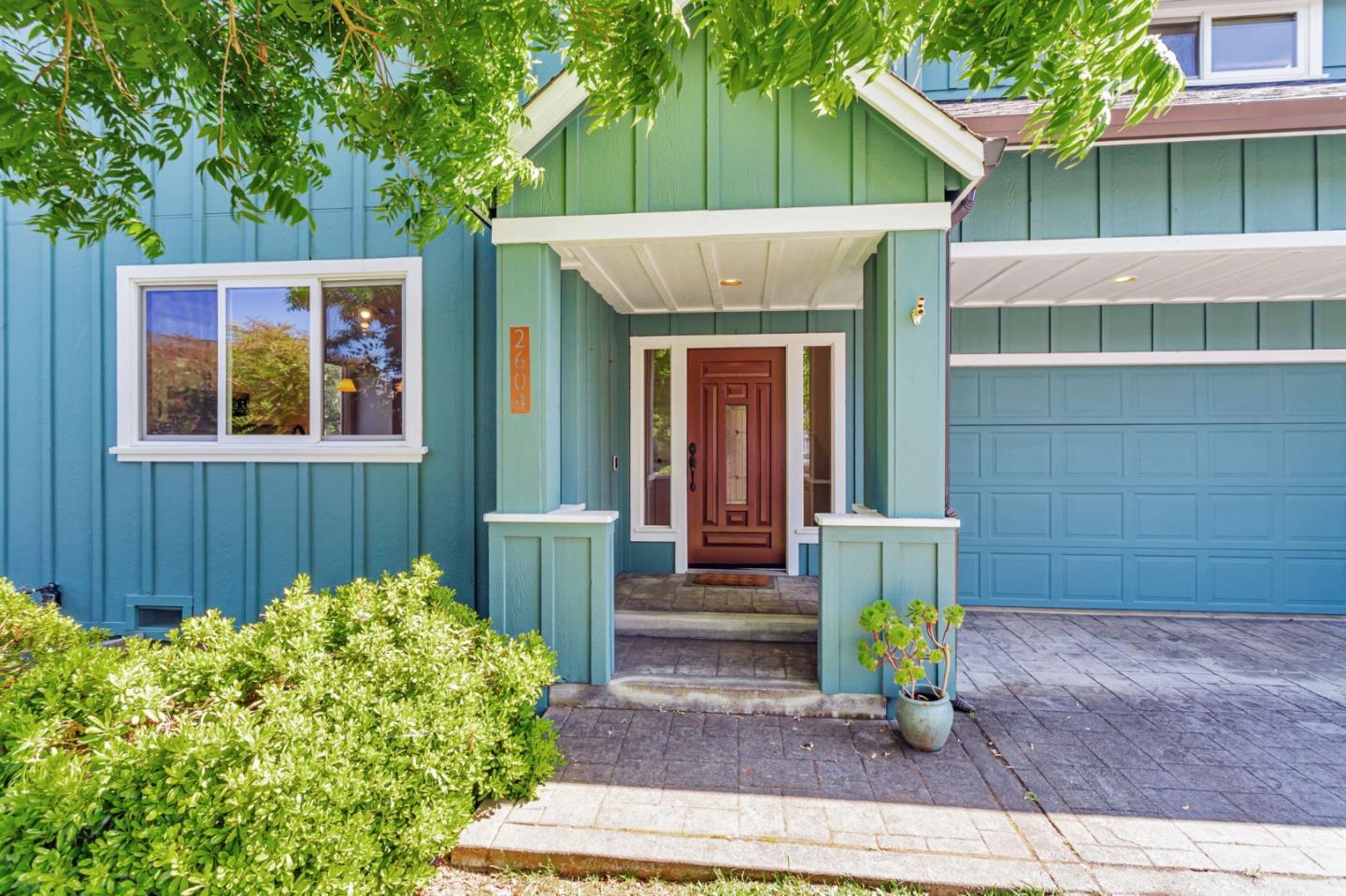 Detail Gallery Image 6 of 80 For 2604 La Paloma Ln, Santa Cruz,  CA 95062 - 3 Beds | 2/1 Baths