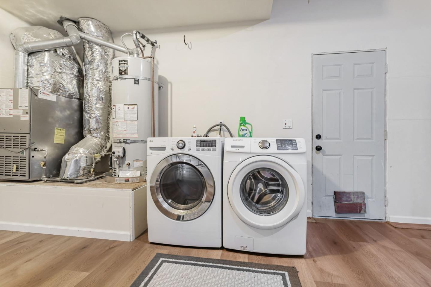 Detail Gallery Image 69 of 80 For 2604 La Paloma Ln, Santa Cruz,  CA 95062 - 3 Beds | 2/1 Baths
