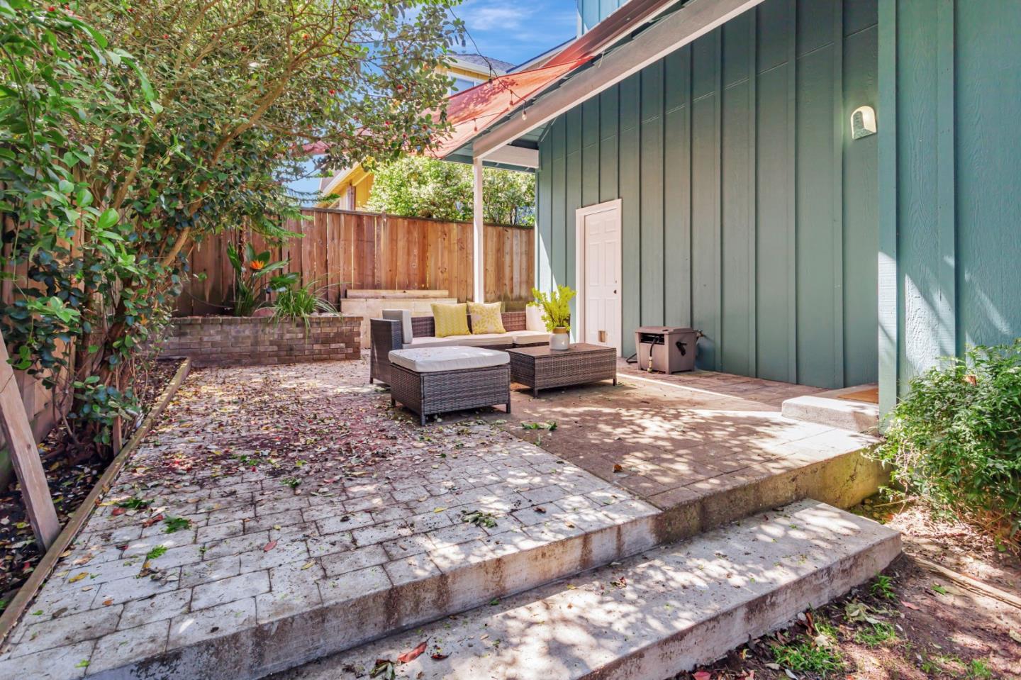 Detail Gallery Image 75 of 80 For 2604 La Paloma Ln, Santa Cruz,  CA 95062 - 3 Beds | 2/1 Baths