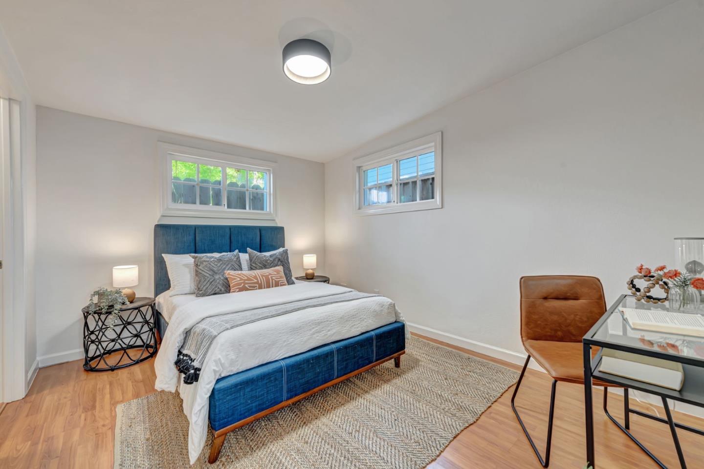 Detail Gallery Image 10 of 26 For 545 W Dana St, Mountain View,  CA 94041 - 2 Beds | 1/1 Baths