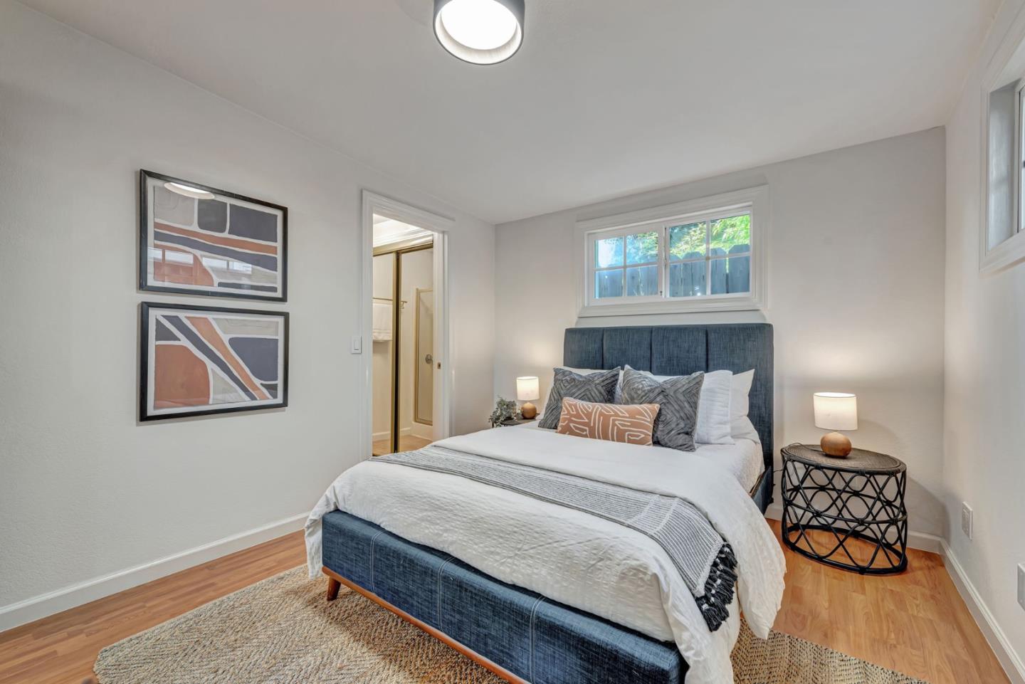 Detail Gallery Image 11 of 26 For 545 W Dana St, Mountain View,  CA 94041 - 2 Beds | 1/1 Baths