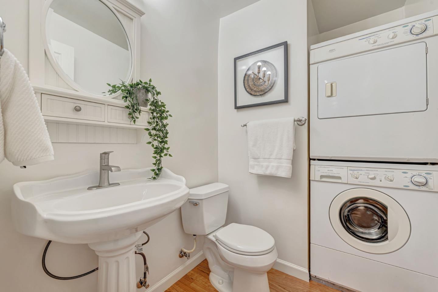 Detail Gallery Image 19 of 26 For 545 W Dana St, Mountain View,  CA 94041 - 2 Beds | 1/1 Baths