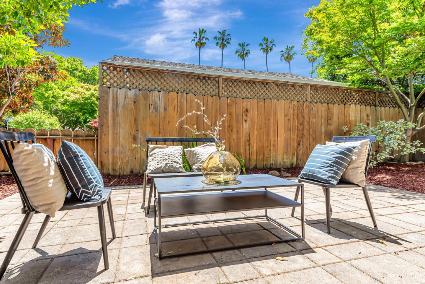 Detail Gallery Image 25 of 26 For 545 W Dana St, Mountain View,  CA 94041 - 2 Beds | 1/1 Baths