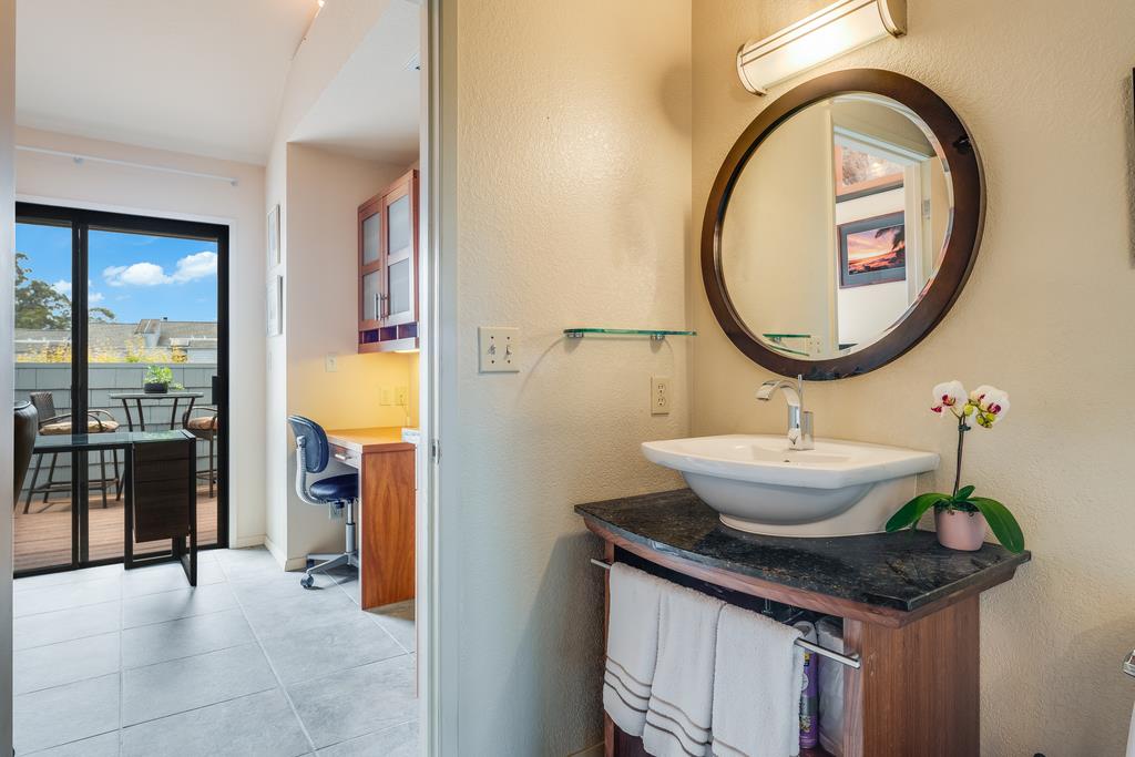 Detail Gallery Image 19 of 41 For 1609 Taylor Ln, Santa Cruz,  CA 95062 - 2 Beds | 1 Baths