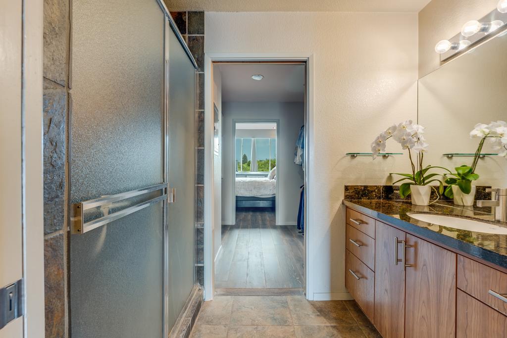 Detail Gallery Image 21 of 41 For 1609 Taylor Ln, Santa Cruz,  CA 95062 - 2 Beds | 1 Baths