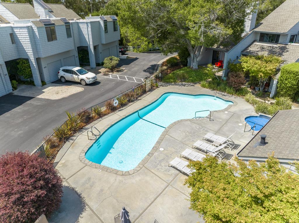 Detail Gallery Image 37 of 41 For 1609 Taylor Ln, Santa Cruz,  CA 95062 - 2 Beds | 1 Baths