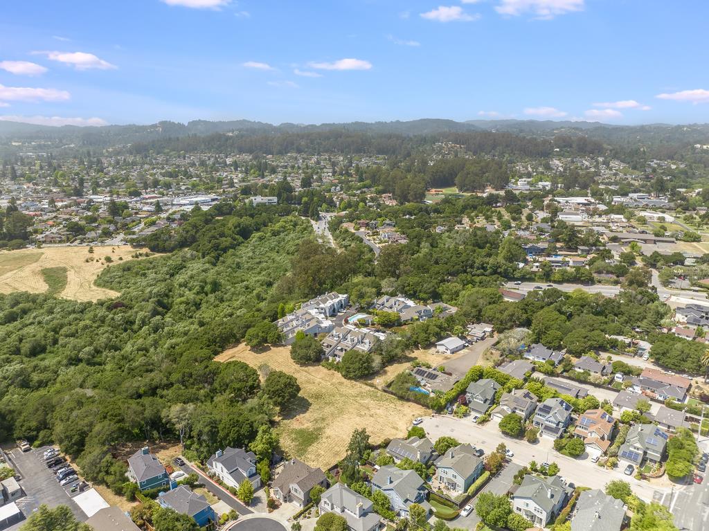 Detail Gallery Image 38 of 41 For 1609 Taylor Ln, Santa Cruz,  CA 95062 - 2 Beds | 1 Baths