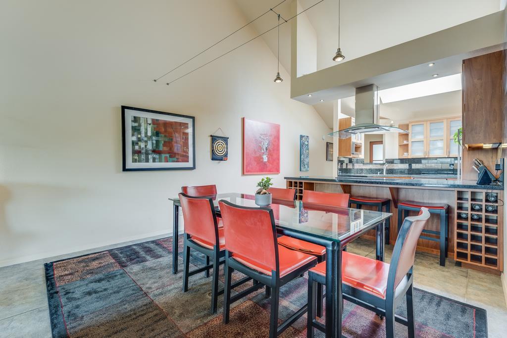 Detail Gallery Image 4 of 41 For 1609 Taylor Ln, Santa Cruz,  CA 95062 - 2 Beds | 1 Baths