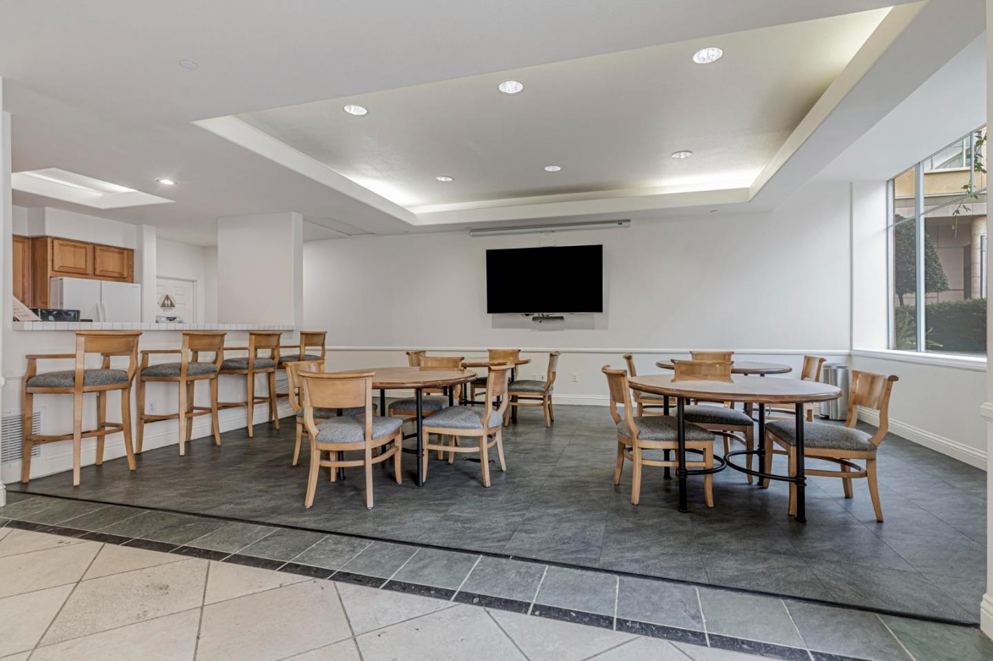 Detail Gallery Image 48 of 66 For 144 S 3rd St #433,  San Jose,  CA 95112 - 1 Beds | 1 Baths