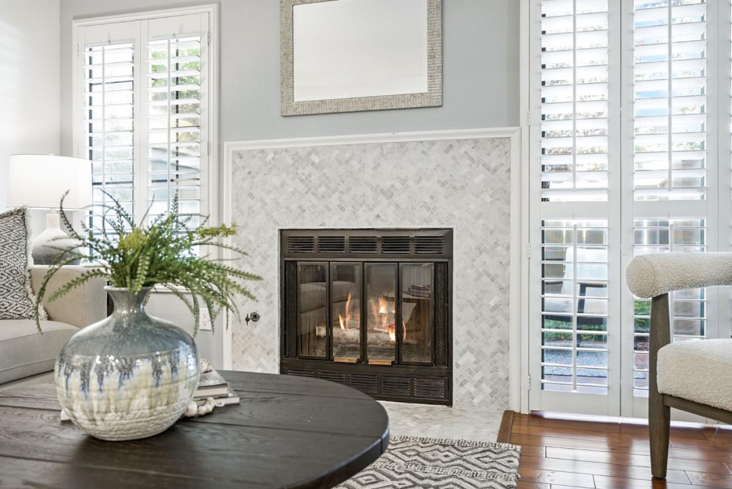 Detail Gallery Image 13 of 30 For 2074 Foxhall Loop, San Jose,  CA 95125 - 2 Beds | 1/1 Baths