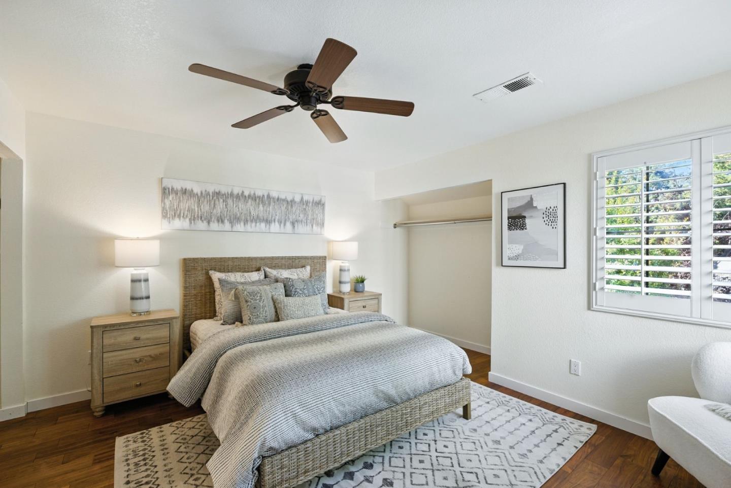 Detail Gallery Image 21 of 30 For 2074 Foxhall Loop, San Jose,  CA 95125 - 2 Beds | 1/1 Baths
