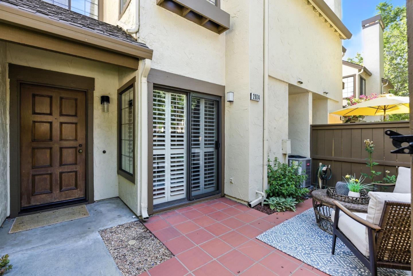 Detail Gallery Image 24 of 30 For 2074 Foxhall Loop, San Jose,  CA 95125 - 2 Beds | 1/1 Baths