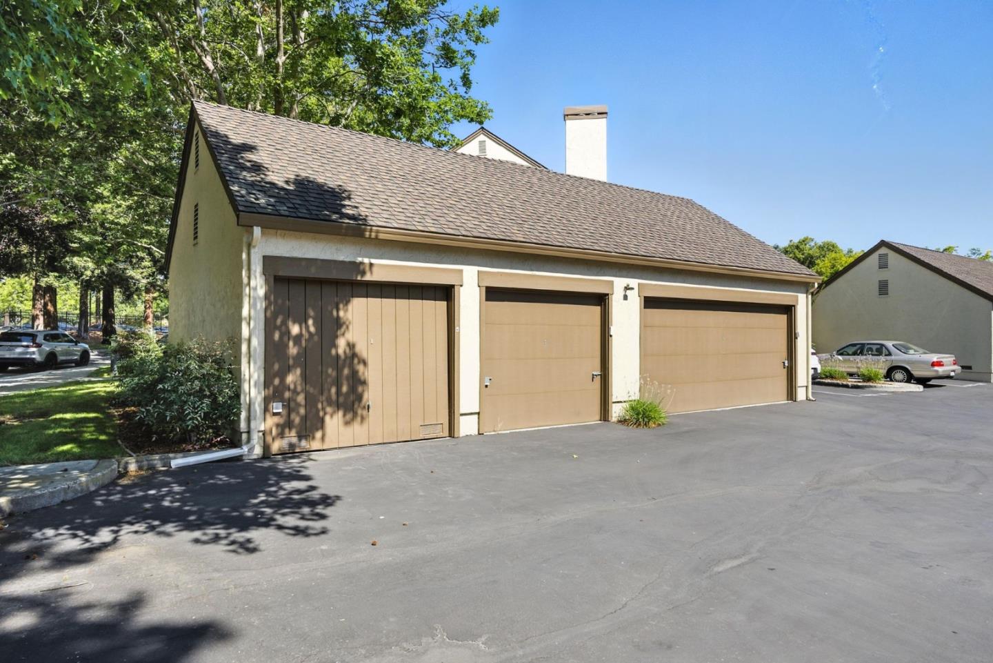 Detail Gallery Image 29 of 30 For 2074 Foxhall Loop, San Jose,  CA 95125 - 2 Beds | 1/1 Baths
