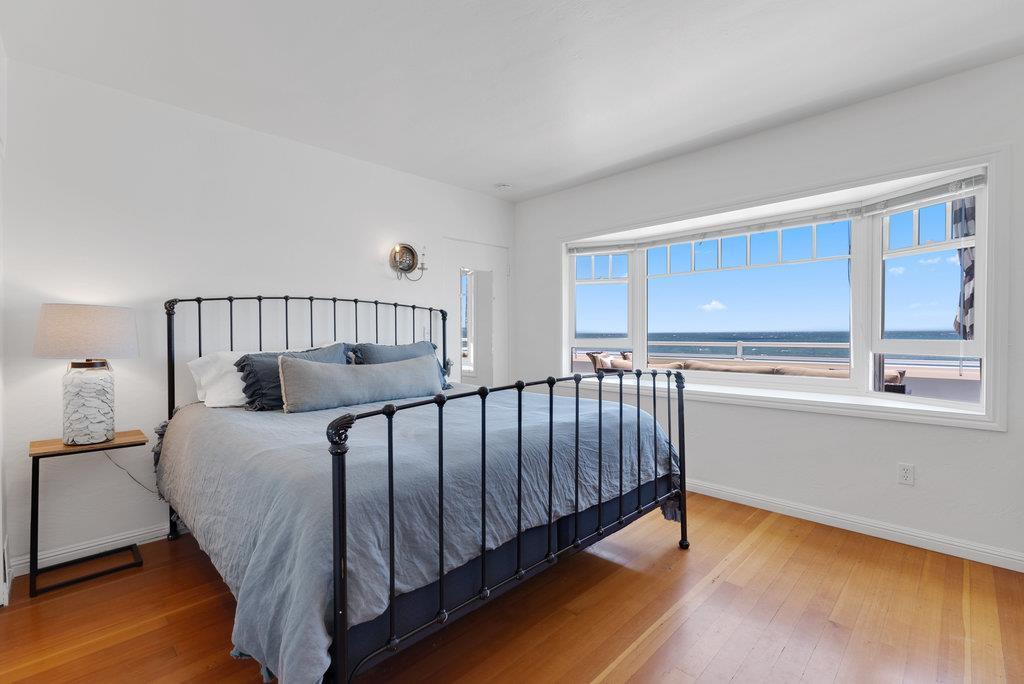 Detail Gallery Image 16 of 38 For 325 Beach Dr, Aptos,  CA 95003 - 4 Beds | 2/1 Baths