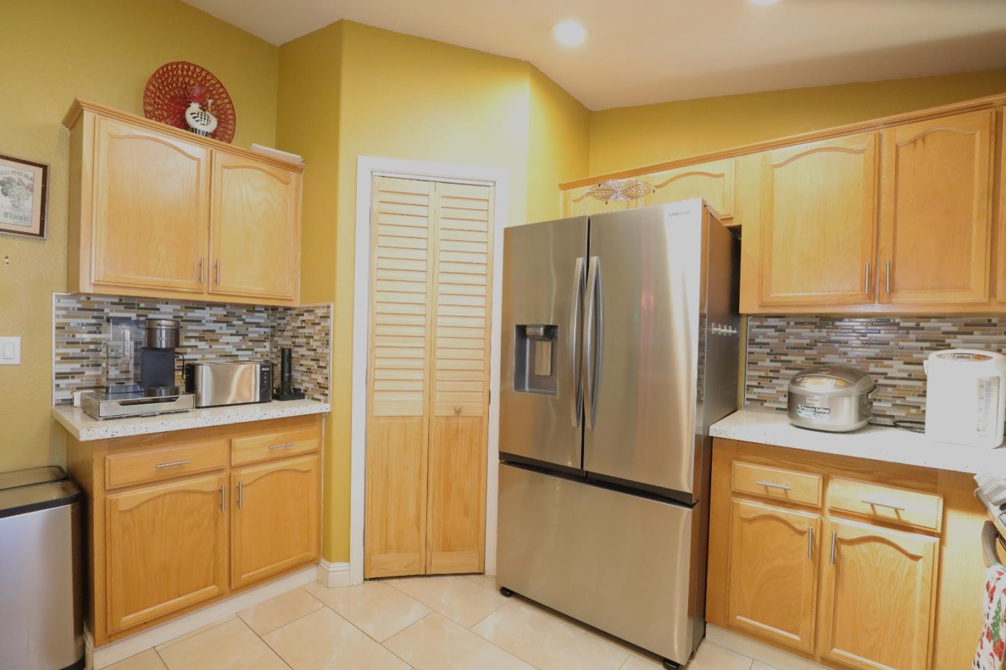 Detail Gallery Image 11 of 61 For 165 Blossom Hl #104,  San Jose,  CA 95123 - 3 Beds | 2 Baths