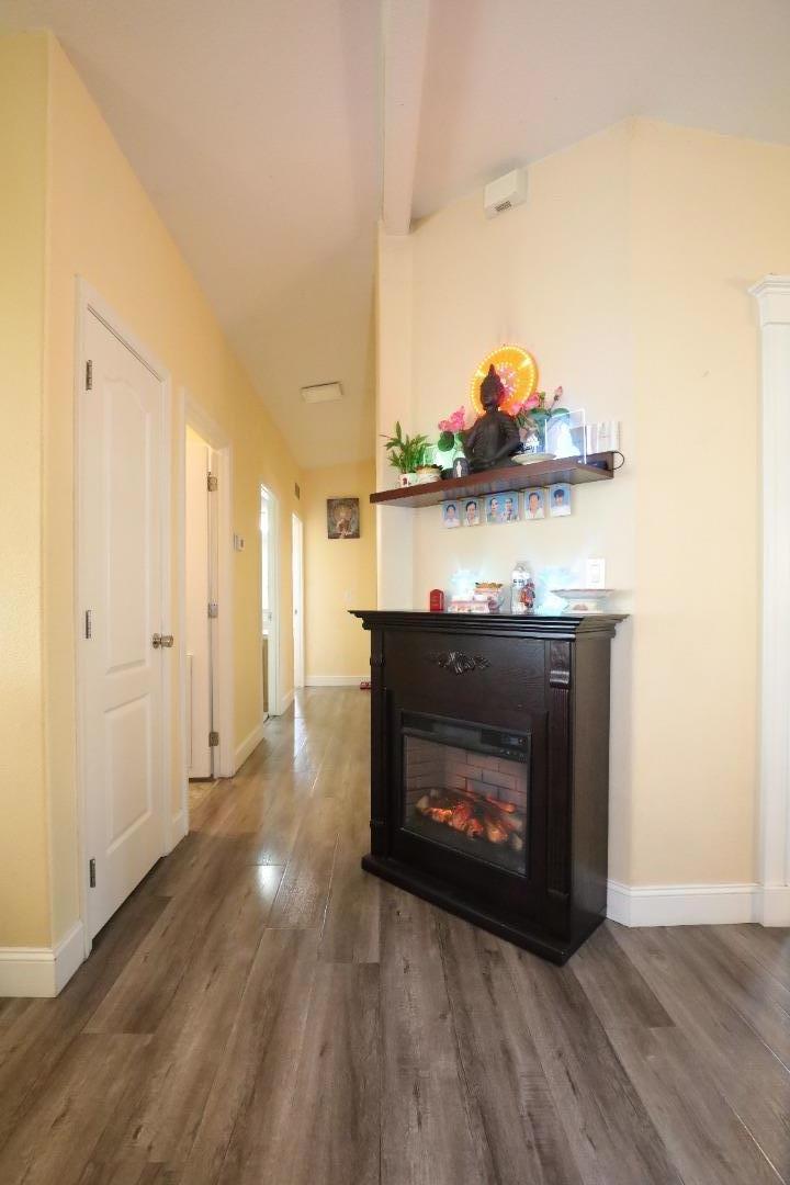 Detail Gallery Image 28 of 61 For 165 Blossom Hl #104,  San Jose,  CA 95123 - 3 Beds | 2 Baths