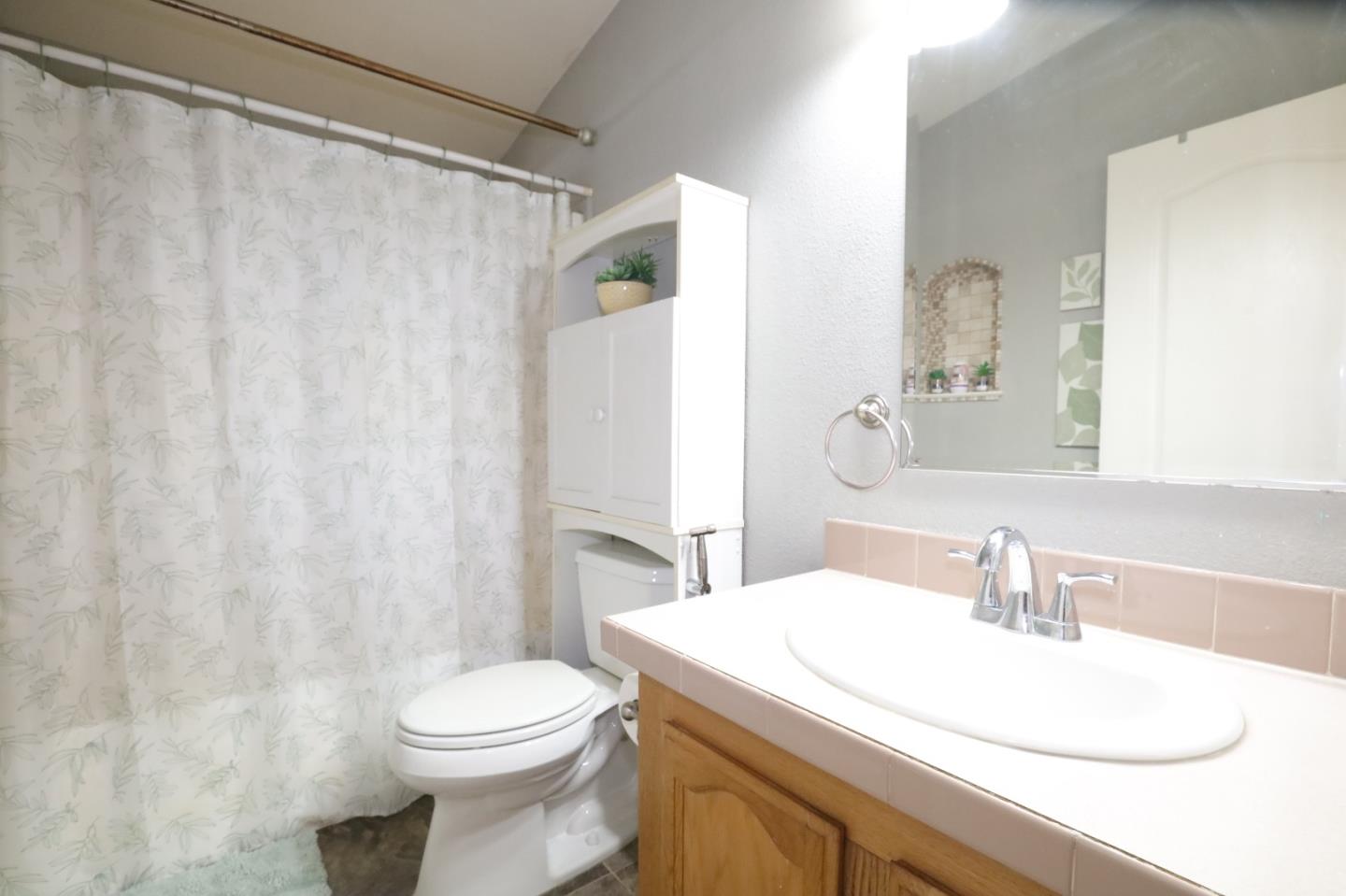 Detail Gallery Image 43 of 61 For 165 Blossom Hl #104,  San Jose,  CA 95123 - 3 Beds | 2 Baths
