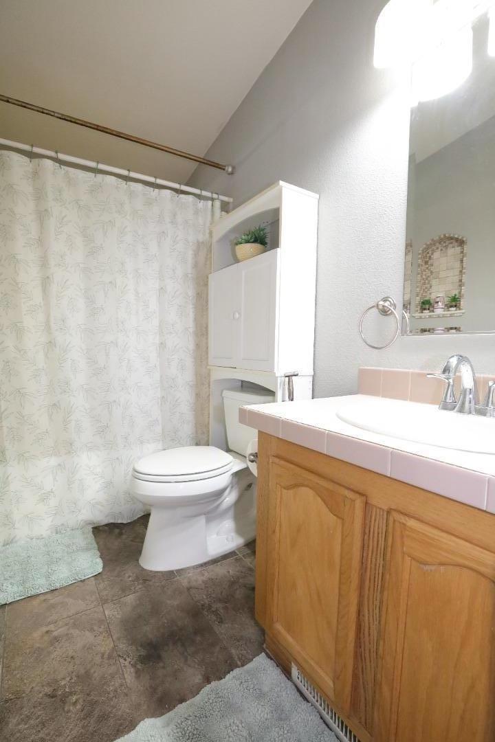 Detail Gallery Image 44 of 61 For 165 Blossom Hl #104,  San Jose,  CA 95123 - 3 Beds | 2 Baths